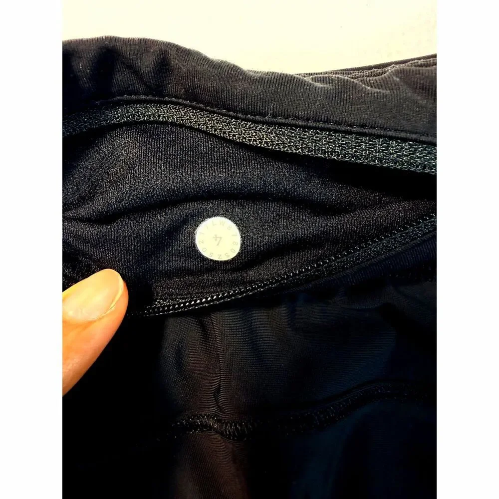 Lululemon Women’s Size 4 Black Running Skort Built-In Shorts Pockets